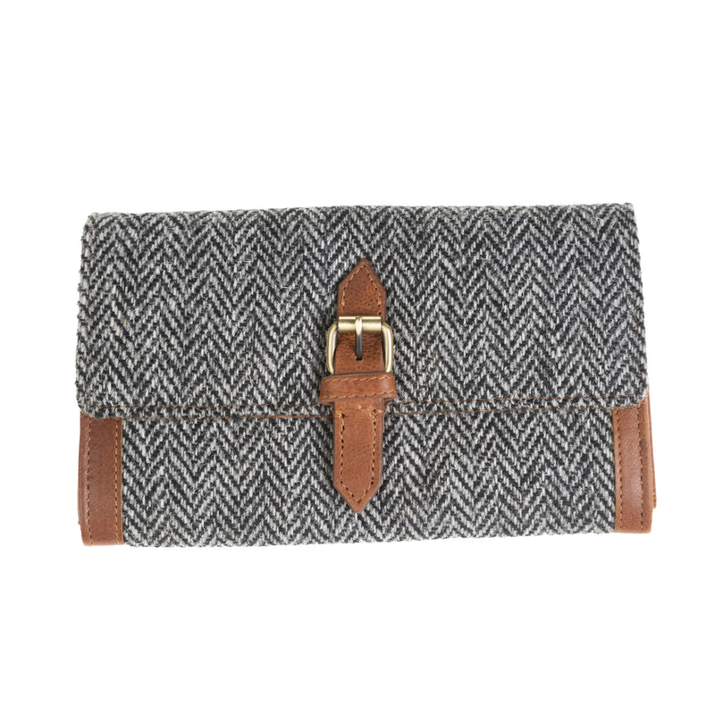 Ladies Ht Leather Long Purse Black & White Herringbone / Tan