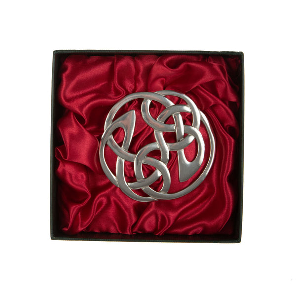 Art Pewter Brooch Sd186